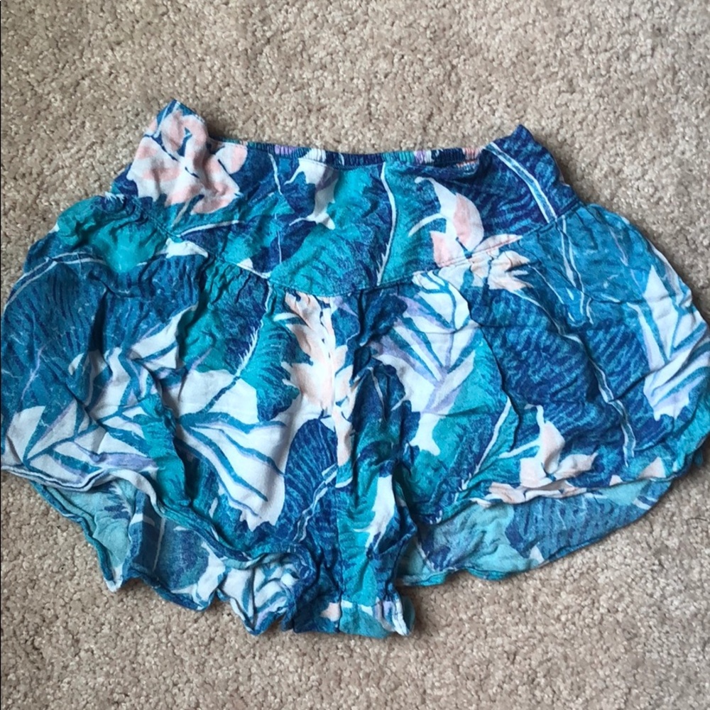 American Eagle boho shorts